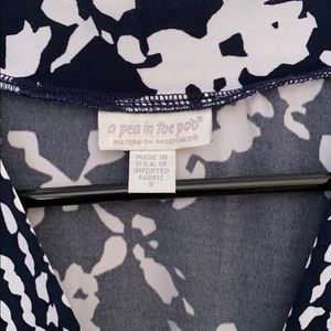 Belted maternity dress